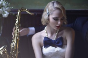 pearl bow tie necklace